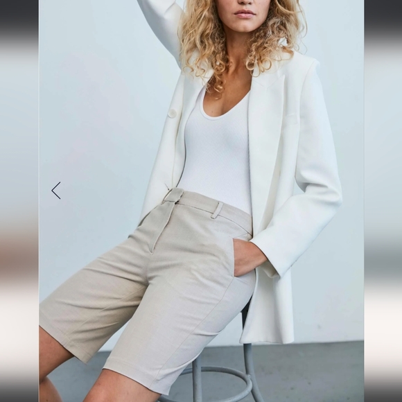 Five Units Kylie Straight Leg Bermuda Shorts - Picture 7 of 9